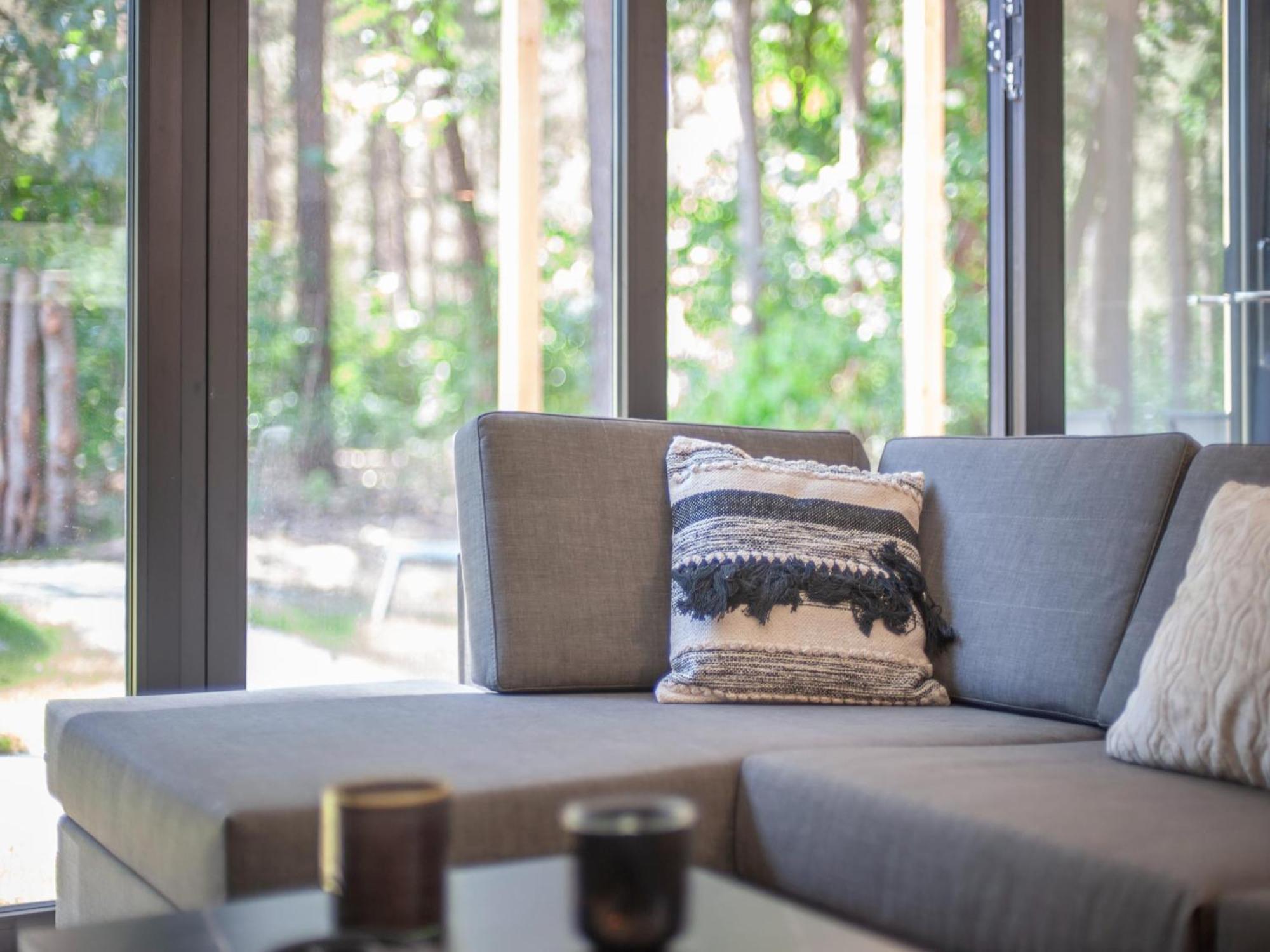 Modern Chalet With Wellness, In A Holiday Park At 12 Km From Eindhoven Mierlo Exterior foto