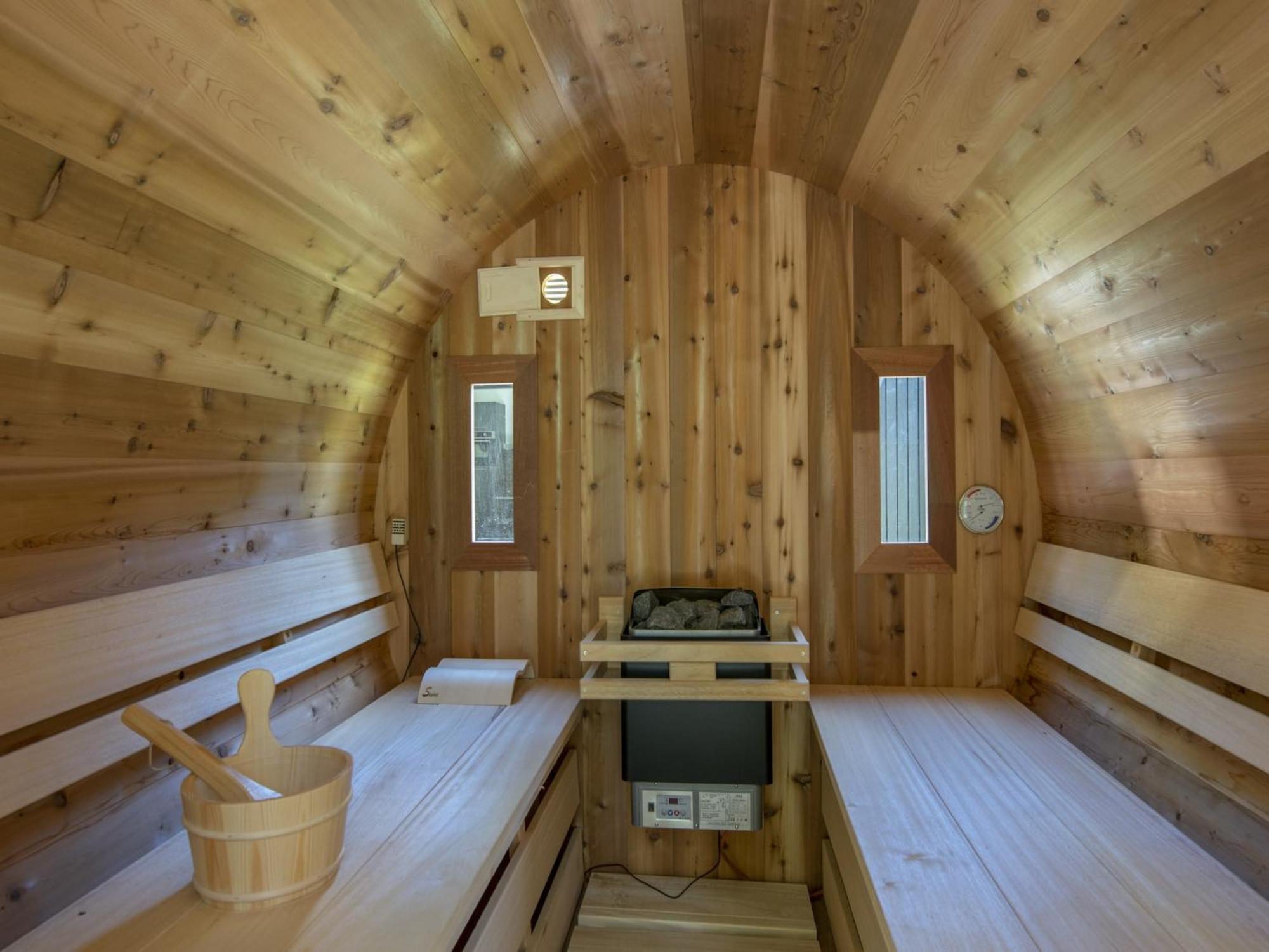 Modern Chalet With Wellness, In A Holiday Park At 12 Km From Eindhoven Mierlo Exterior foto