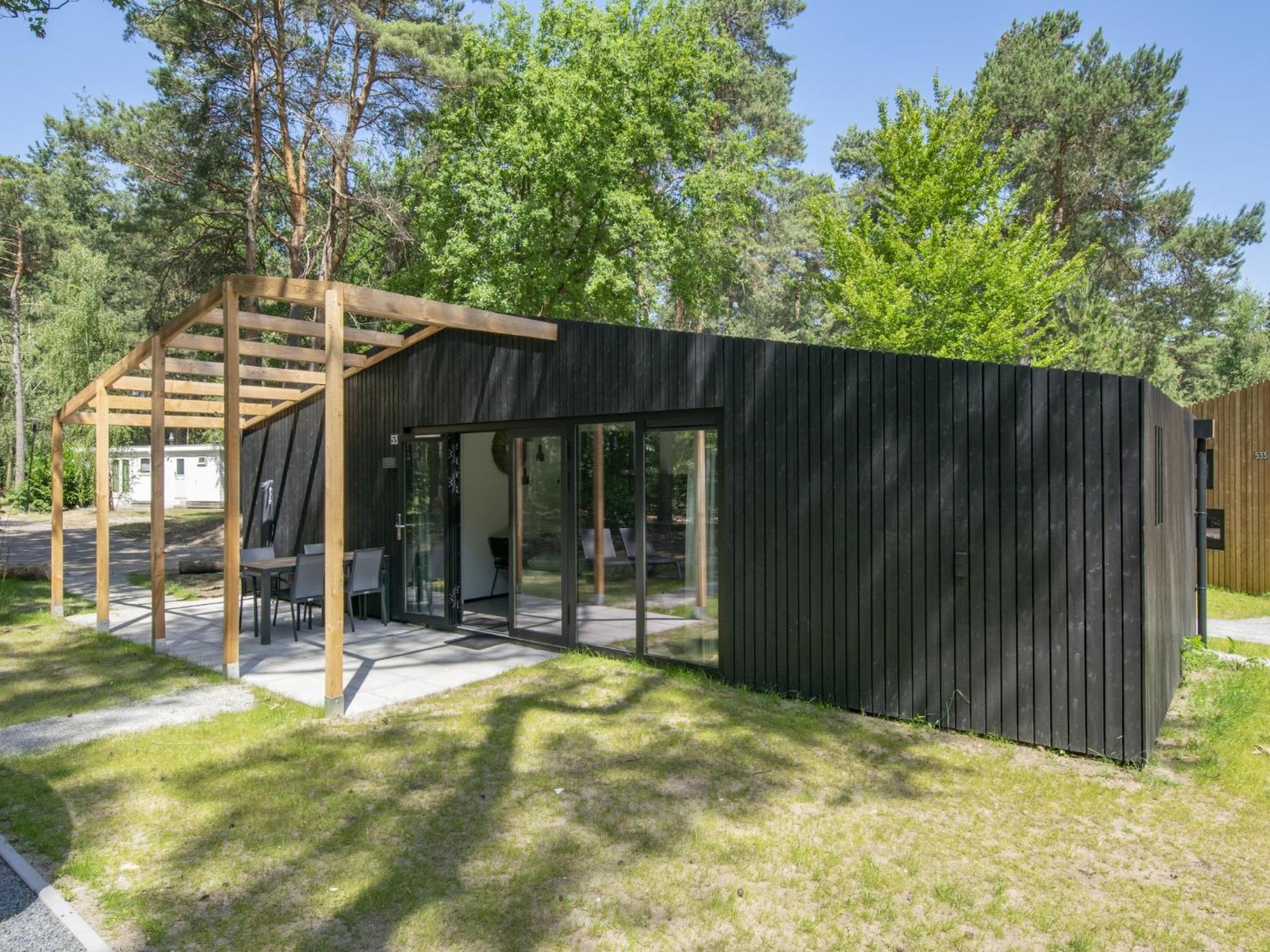 Modern Chalet With Wellness, In A Holiday Park At 12 Km From Eindhoven Mierlo Exterior foto
